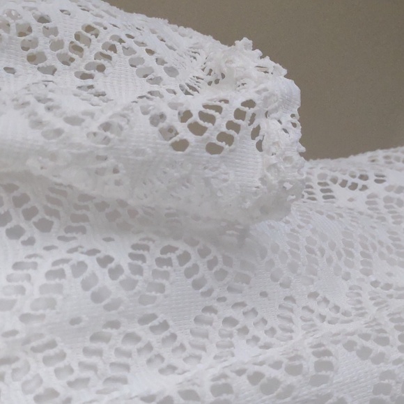 Old Navy off-shoulder white lined top Size M Made in the USA - Picture 6 of 9